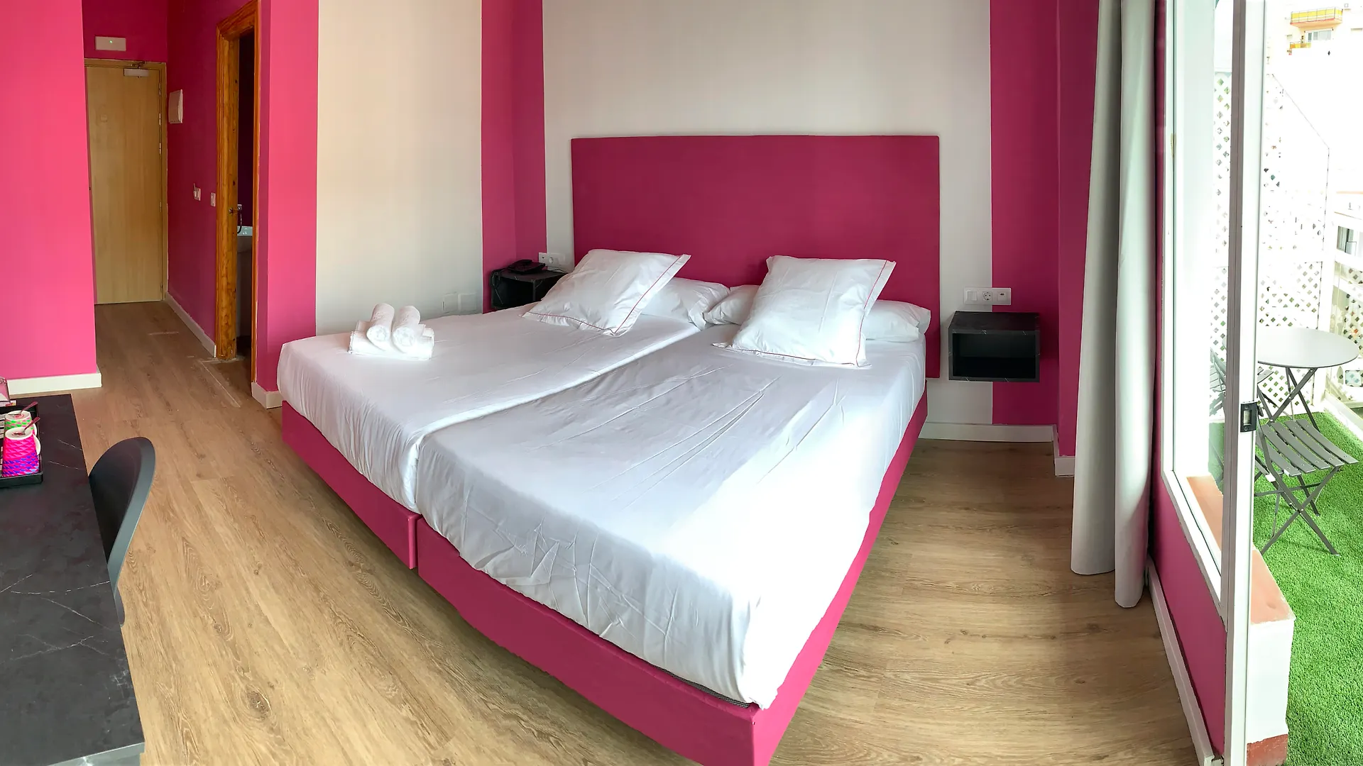 فندق Elegance Adriano (Adults Only) توريمولينوس 3*,  إسبانيا